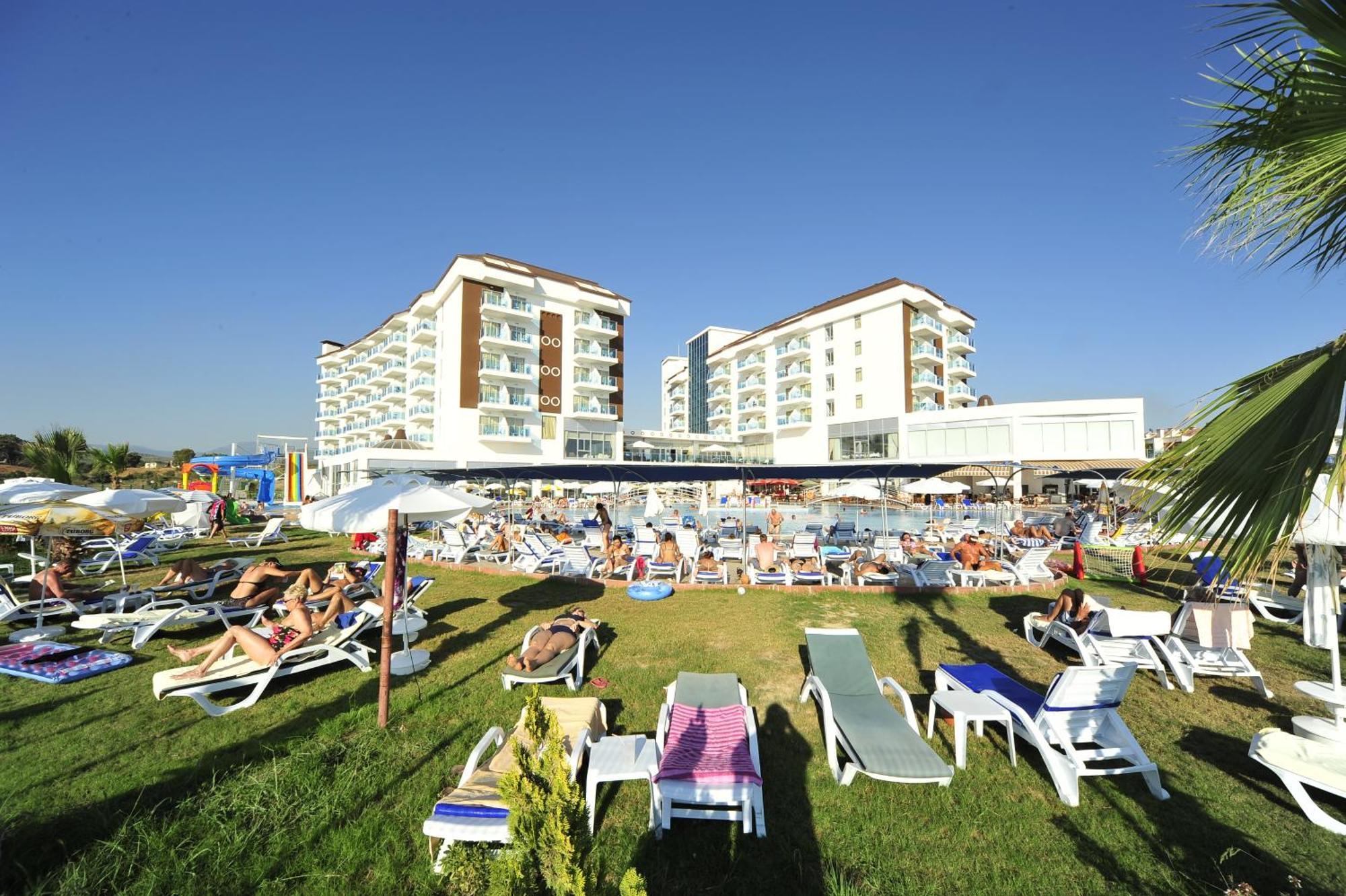 Cenger Beach Resort Spa Kizilot Exterior photo