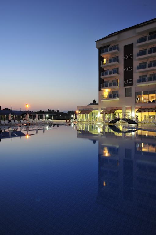 Cenger Beach Resort Spa Kizilot Exterior photo