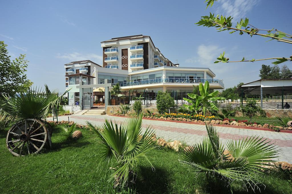 Cenger Beach Resort Spa Kizilot Exterior photo
